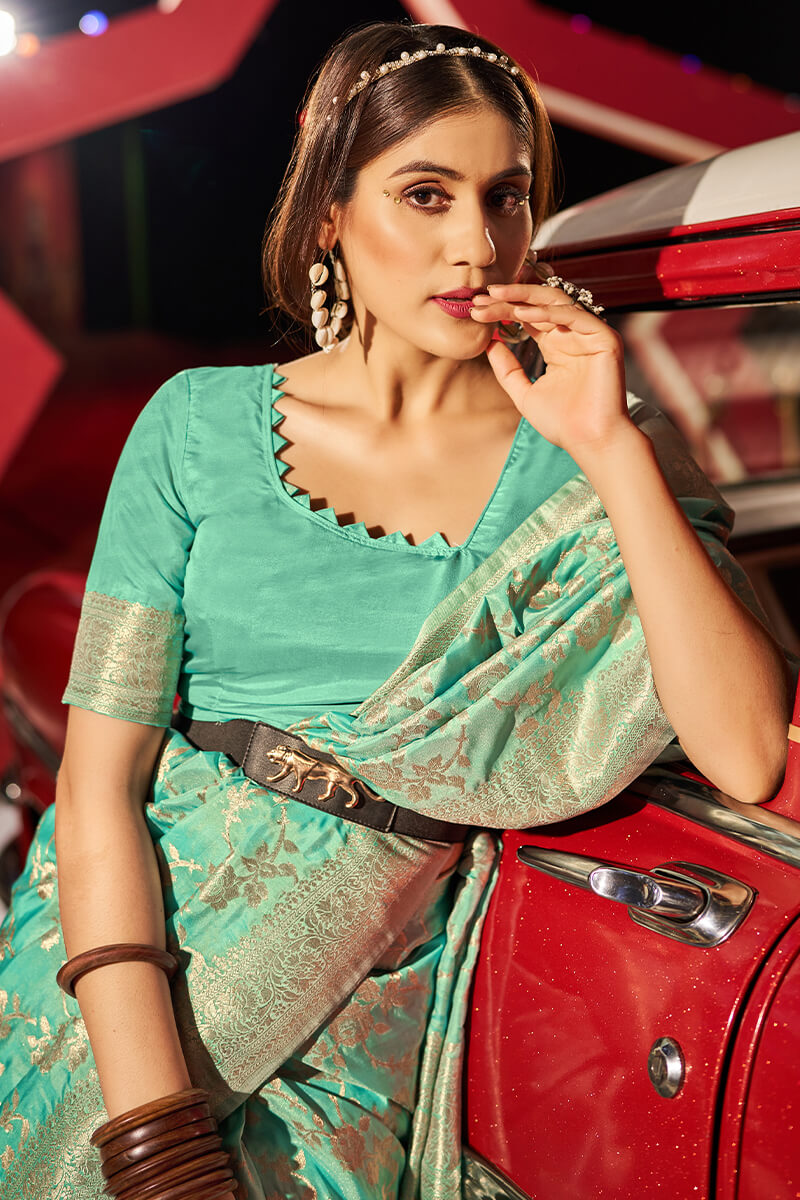 Outstanding Sea Green Soft Banarasi Silk Saree With Surpassing Blouse Piece