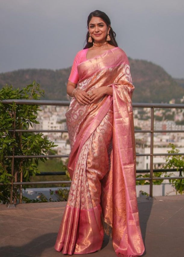 Attractive Pink Soft Banarasi Silk Saree With Impressive Blouse Piece