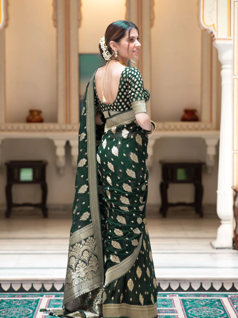 Exceptional Dark Green Soft Banarasi Silk Saree With Exceptional Blouse Piece