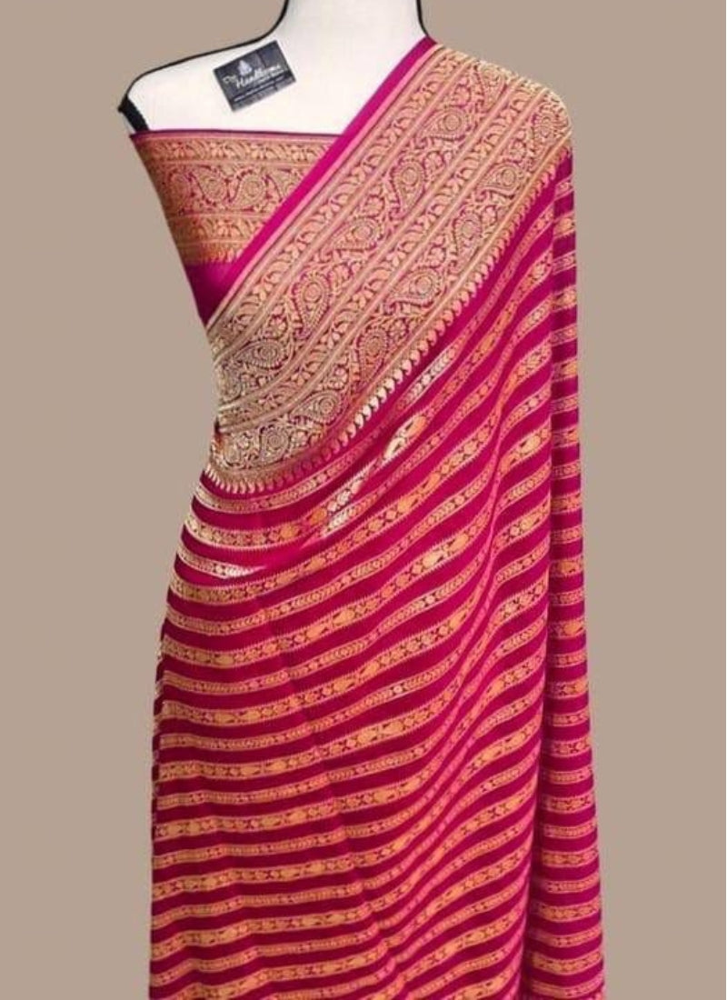 Impressive Dark Pink Soft Banarasi Silk Saree With Arresting Blouse Piece