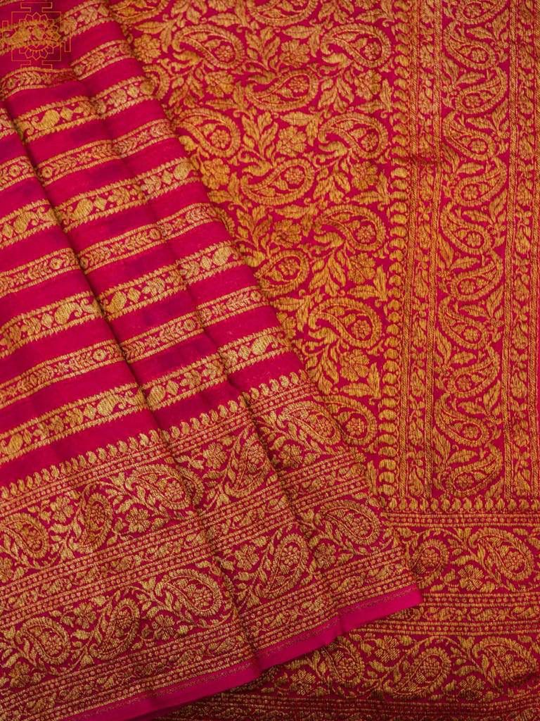 Impressive Dark Pink Soft Banarasi Silk Saree With Arresting Blouse Piece