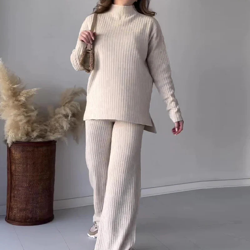 Cozy Crew Neck Knitwear & Wide-Leg Pants Two-Piece Set – Effortless Casual Chic