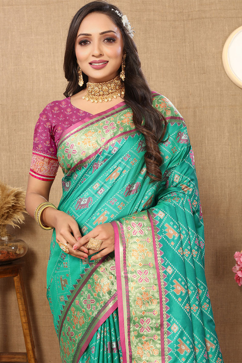 Resplendent Sea Green Soft Banarasi Silk Saree With Quintessential Blouse Piece