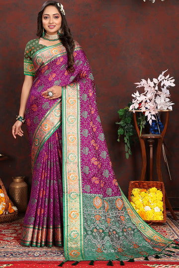 Lissome Purple Soft Banarasi Silk Saree With Diaphanous Blouse Piece