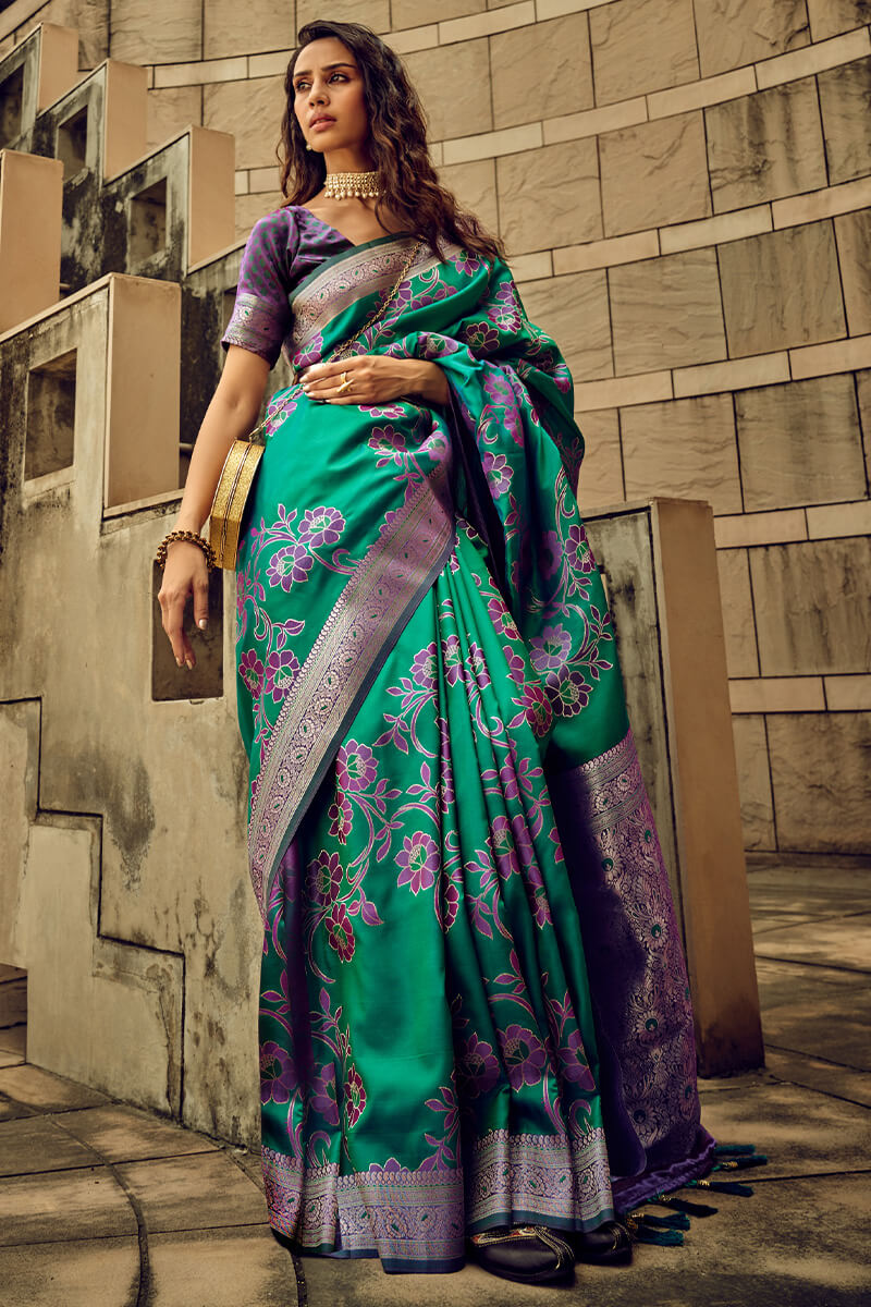 Piquant Green Soft Banarasi Silk Saree With Charismatic Blouse