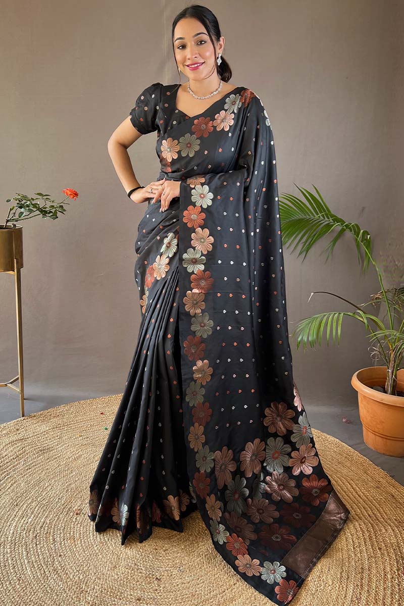 Trendy Black Soft Banarasi Silk Saree With Flattering Blouse Piece