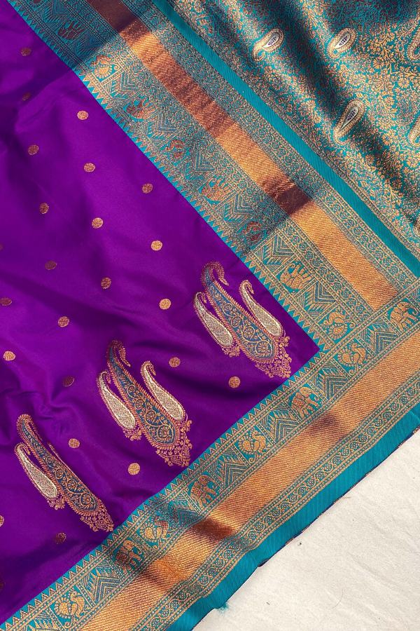 Desuetude Purple Soft Banarasi Silk Saree With Beauteous Blouse Piece